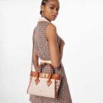Louis Vuitton Women On My Side PM Tote Bag Brown Canvas Smooth Cowhide - Imagen 11