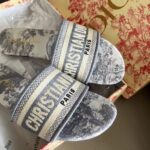 Dior Unisex CD Dway Slide Grey Toliet De Jouy Embroidered Cotton – Bild 5