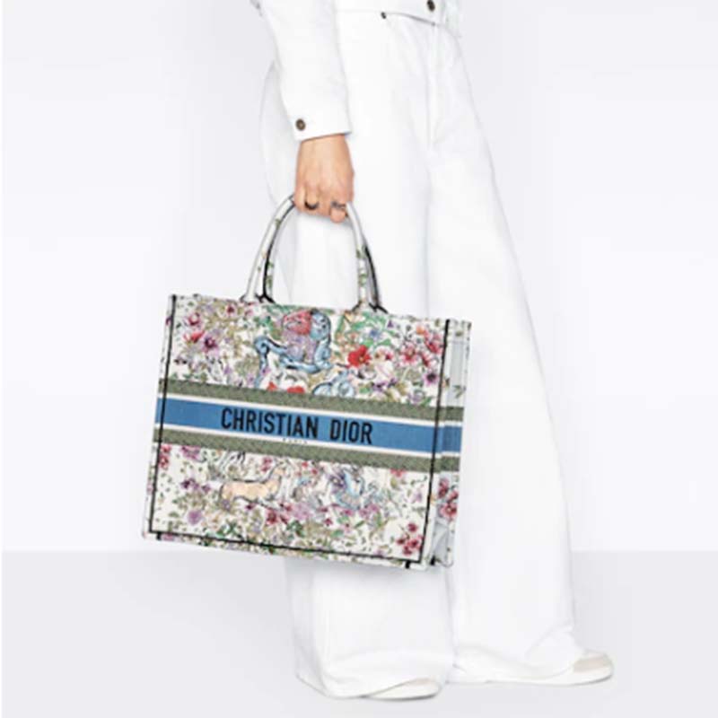 Dior's Beloved Book Tote Now Comes In New Constellation Embroidery -  BAGAHOLICBOY