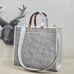 Fendi Women Sunshine Medium White Two-Toned Perforated Leather Shopper - immagine 4