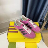 Gucci Unisex Adidas x Gucci Gazelle Sneaker Pink Suede Trefoil Embossed (5)
