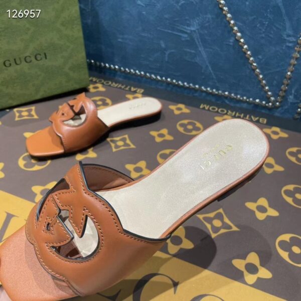 Gucci Unisex Interlocking G Slide Sandals Cuir Leather Cut-Out Flat (3)
