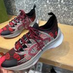 Gucci Unisex Run Sneaker Black Red GG Technical Knit Fabric Interlocking G Rubber - Imagen 3