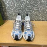 Gucci Unisex Run Sneaker White Blue GG Technical Knit Fabric Interlocking G Rubber - Imagen 3