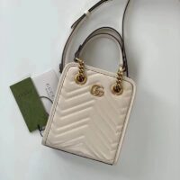 Gucci Women GG Marmont Matelassé Mini Bag White Chevron Leather Double G (4)