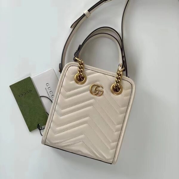 Gucci Women GG Marmont Matelassé Mini Bag White Chevron Leather Double G (9)