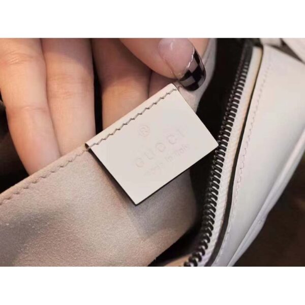 Gucci Women GG Marmont Matelassé Mini Bag White Matelassé Chevron Leather Double G (14)