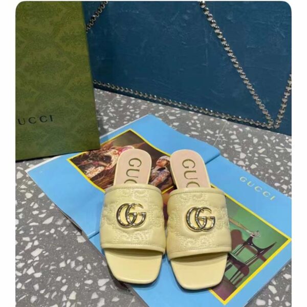 Gucci Women Matelassé Slide Sandal Beige GG Matelassé Leather Square Toe Flat (6)