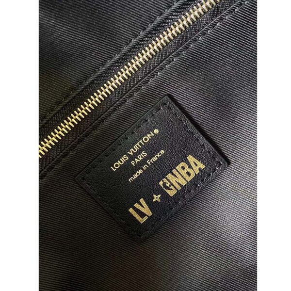 Louis Vuitton LV Unisex LV x NBA Dopp Kit Blue Embossed Taurillon Leather (7)