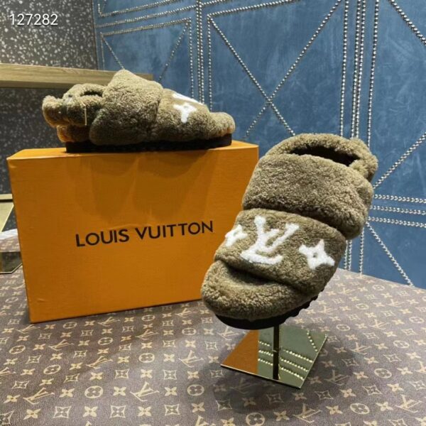 Louis Vuitton LV Unisex Paseo Flat Comfort Mule Dark Green Shearling Monogram Flowers (5)