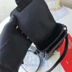 Louis Vuitton LV Unisex S-Lock Vertical Wearable Wallet Black Taurillon Monogram Leather - Bild 8