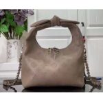Louis Vuitton LV Unisex Why Knot MM Handbag Galet Beige Perforated Mahina Calf Leather - immagine 3
