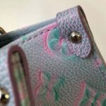 Louis Vuitton LV Women OnTheGo PM Tote Bag Purple Sprayed Embossed Grained Cowhide – Bild 10