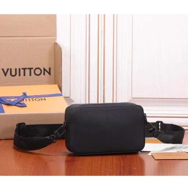 Louis Vuitton Unisex LV Alpha Wearable Wallet Black Grained Calf Leather (16)