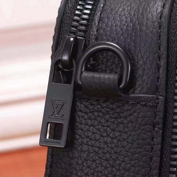 Louis Vuitton Unisex LV Alpha Wearable Wallet Black Grained Calf Leather (17)