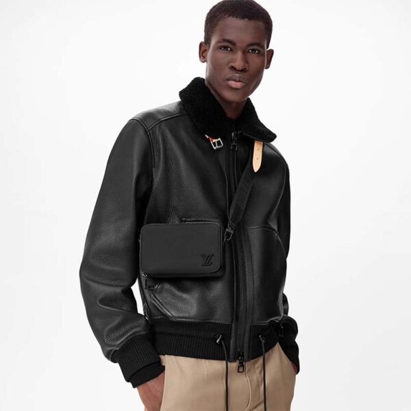 Louis Vuitton Unisex LV Alpha Wearable Wallet Black Grained Calf Leather (18)