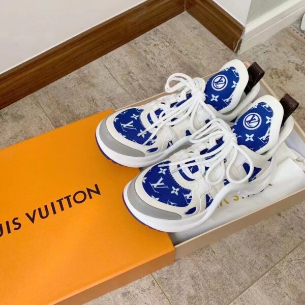 Louis Vuitton Women LV Archlight Sneaker Blue Monogram Velvet Oversized Rubber Outsole (4)