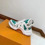 Louis Vuitton Women LV Archlight Sneaker Green Monogram Velvet Oversized Rubber Outsole - Bild 5