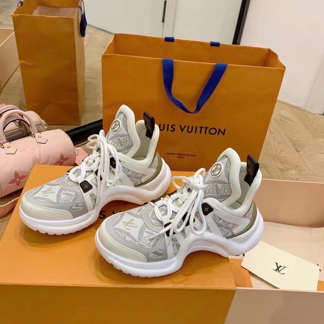 Louis Vuitton 1AB319 LV Archlight Sneaker , Beige, Confirm