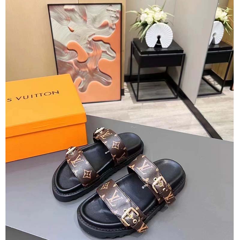 Bom dia leather mules Louis Vuitton Brown size 39 EU in Leather