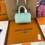 Louis Vuitton Women LV Speedy Bandouliere 20 Bag Green Embossed Grained Cowhide Leather - Image 3