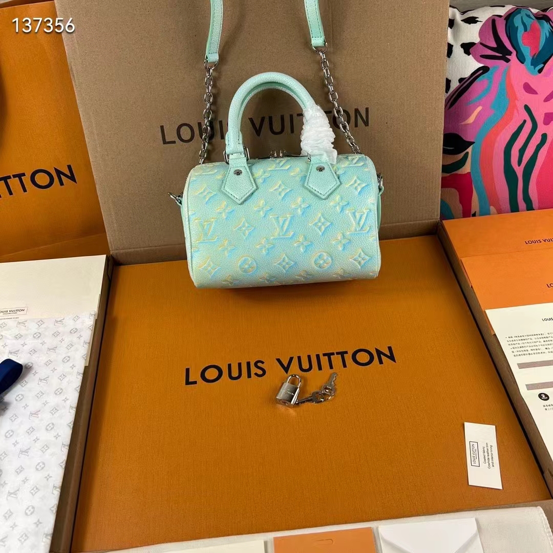 Speedy bandoulière leather handbag Louis Vuitton Turquoise in Leather -  31983104