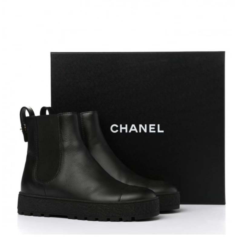 Leather ankle boots Chanel Black size 41 EU in Leather - 29802883
