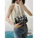 Chanel Women CC Classic Handbag Embroidered Velvet Sequins Silver-Tone Metal Black Silver - Bild 18