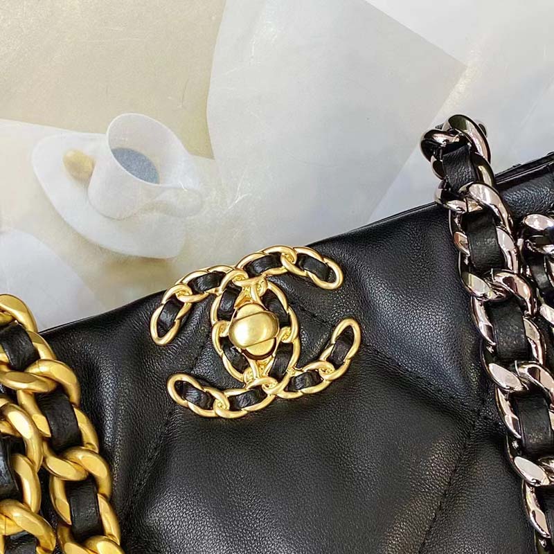 Chanel 19 Chain Pouch Handbag Ap2099 Lambskin Coco Black Gold Metal Fittings
