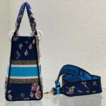 Dior Women CD Medium Lady D-Lite Bag Blue Multicolor D-Constellation Embroidery – Image 6