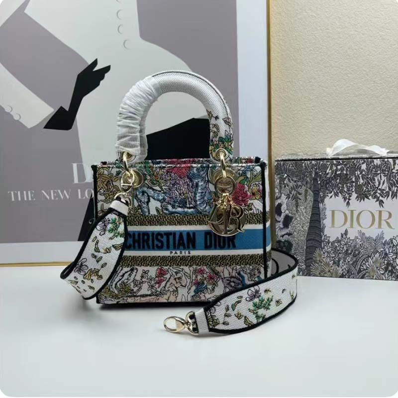 UNBOX MEDIUM LADY D-LITE BAG Multicolor Tie & Dior Embroidery