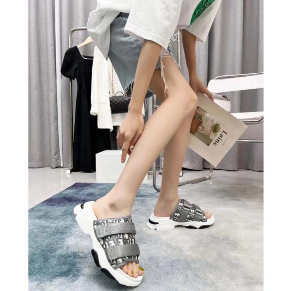 Dior Women Shoes CD D-Wander Slide Gray Technical Fabric Dior Oblique Fabric (4)
