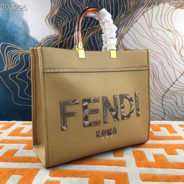 Fendi FF Women Sunshine Medium Beige Leather Elaphe Shopper (10)