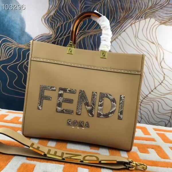 Fendi FF Women Sunshine Medium Beige Leather Elaphe Shopper (7)