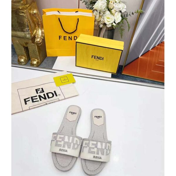 Fendi Women FF Signature Canvas White Leather Slides 1 Cm Heel (11)
