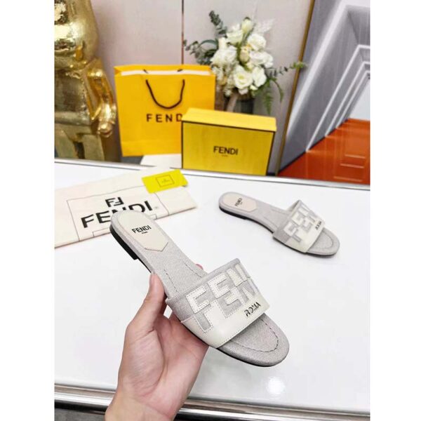 Fendi Women FF Signature Canvas White Leather Slides 1 Cm Heel (3)