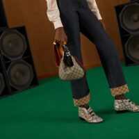 Gucci Women Attache Small Shoulder Bag Beige Ebony GG Supreme Canvas (12)