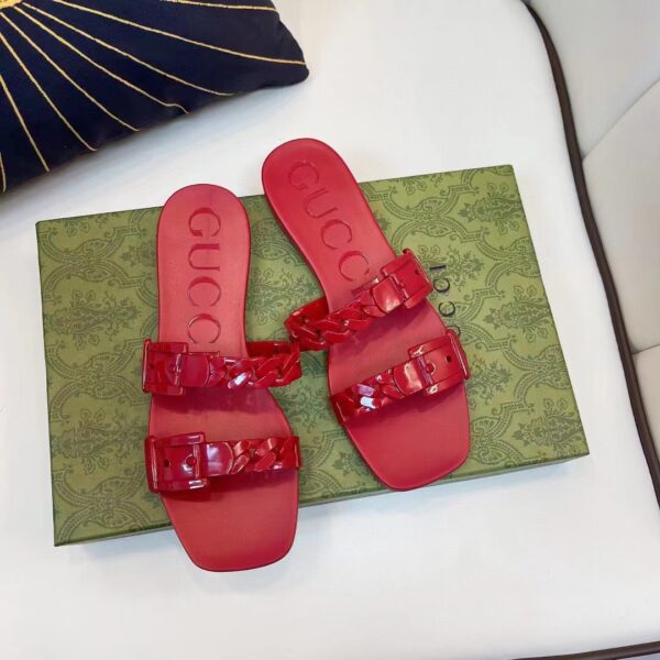 Gucci Women GG Rubber Slide Sandal Hibiscus Red Chain Flat 1.5 Cm Heel (4)