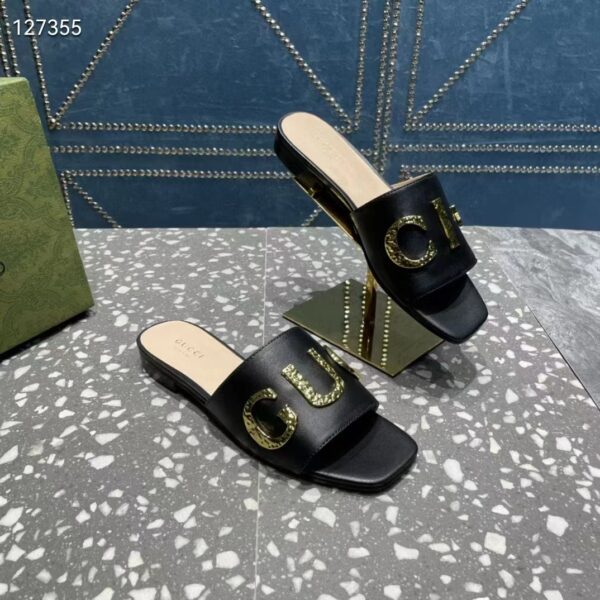 Gucci Women GG Slide Sandal Black Leather Textured Logo Star Flat 1 Cm Heel (5)