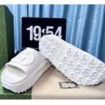 Gucci Women GG Slide Sandal Interlocking G Off White Rubber Low Heel - Image 4