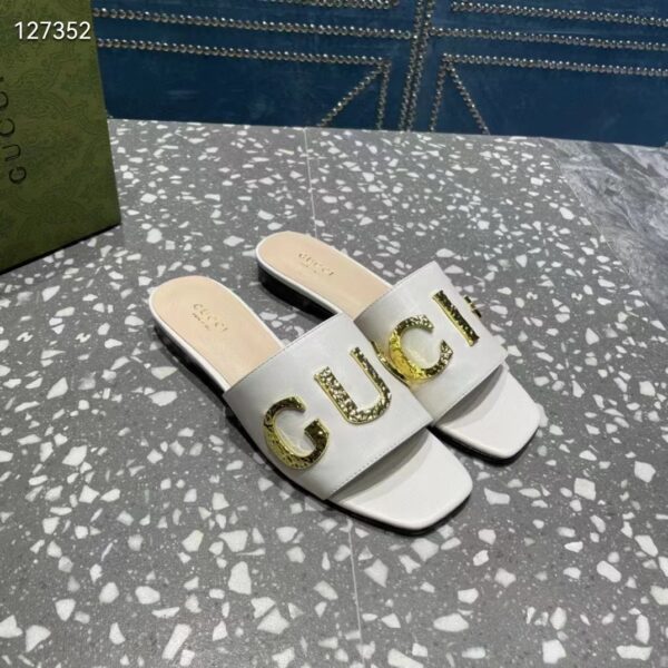Gucci Women GG Slide Sandal White Leather Textured Logo Star Flat 1 Cm Heel (9)