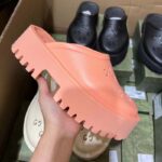 Gucci Women Slip-On Sandal Peach Perforated GG Rubber Mid 6 Cm Heel - immagine 2