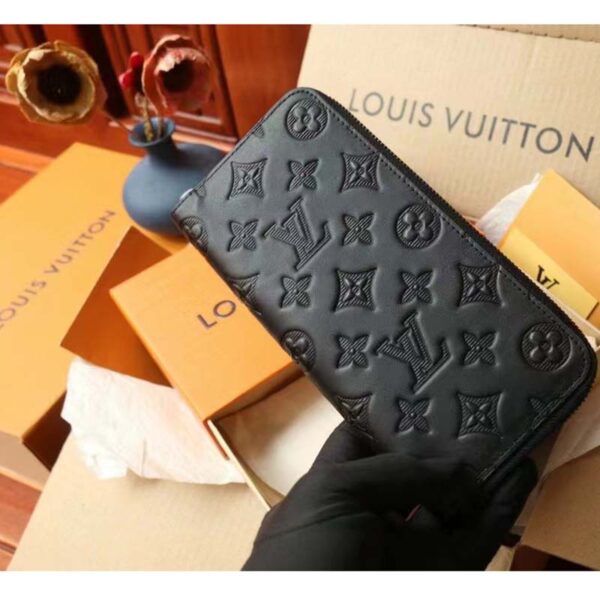 Louis Vuitton LV Unisex Brazza Wallet Black Monogram Shadow Calf Leather (6)