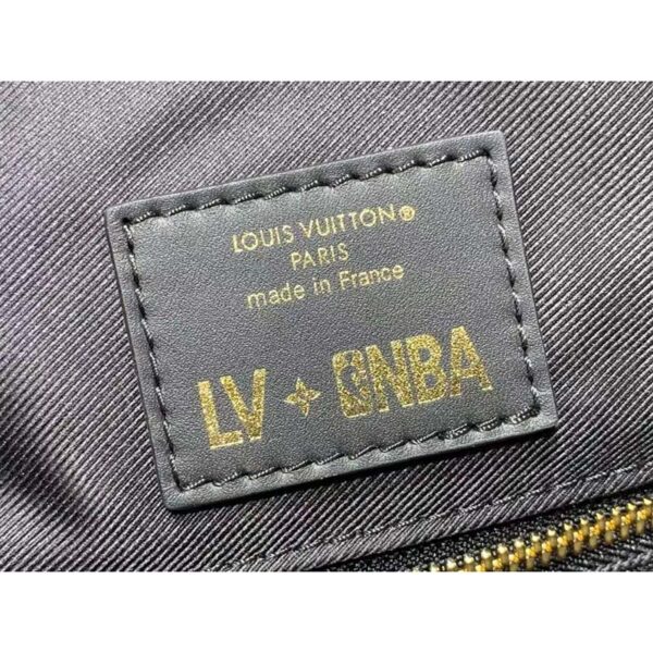 Louis Vuitton LV Unisex Christopher MM Backpack Blue Embossed Taurillon Leather (3)