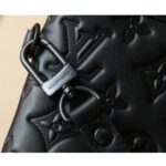 Louis Vuitton LV Unisex Discovery Pochette Black Monogram Shadow Calf Leather - Imagen 9