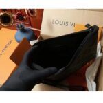 Louis Vuitton LV Unisex Discovery Pochette Black Monogram Shadow Calf Leather - Imagen 6