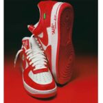 Louis Vuitton LV Unisex Nike Air Force 1 Sneaker Red Monogram Embossed Calf Leather - immagine 10