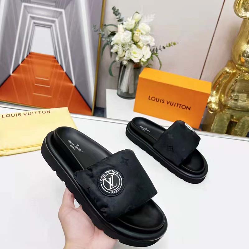 Louis Vuitton® Slipper Pillow Flat Comfort Mule Black. Size 36.0