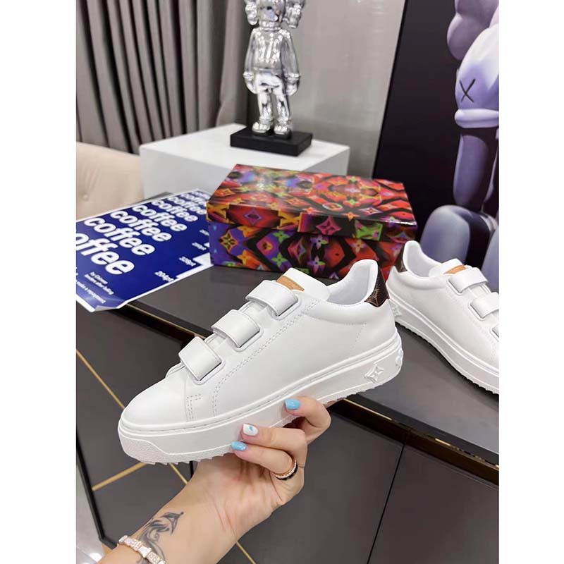 Louis Vuitton LV Time Out sneakers new White Leather ref.266671 - Joli  Closet