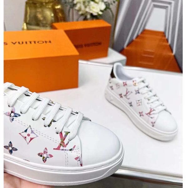 Louis Vuitton LV Unisex Time Out Sneaker White Monogram Embossed Lambskin (8)